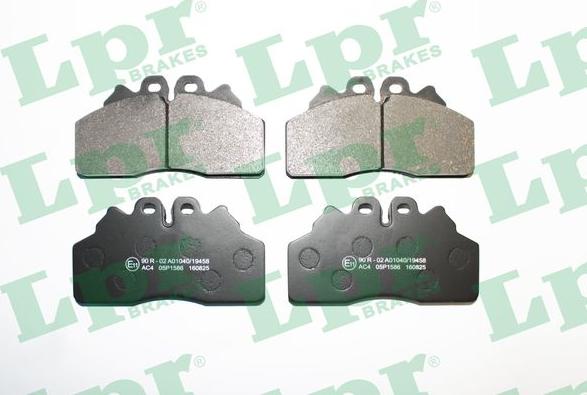 LPR 05P1586 - Kit de plaquettes de frein, frein à disque cwaw.fr