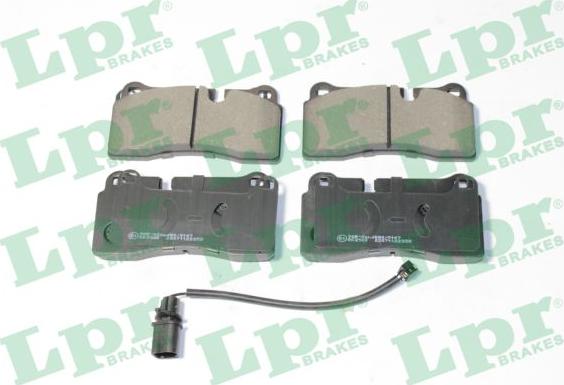 LPR 05P2235A - Kit de plaquettes de frein, frein à disque cwaw.fr