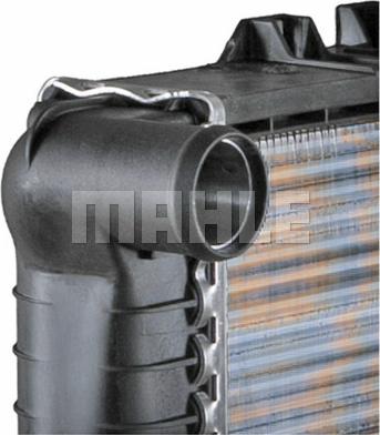 MAHLE CR 303 000P - Radiateur, refroidissement du moteur cwaw.fr