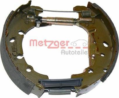 Metzger MG 814V - Jeu de mâchoires de frein cwaw.fr