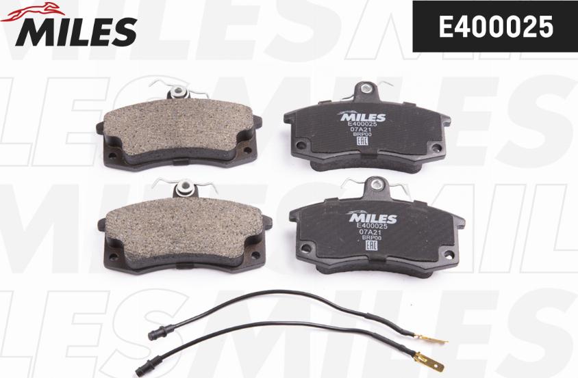 Miles E400025 - Kit de plaquettes de frein, frein à disque cwaw.fr