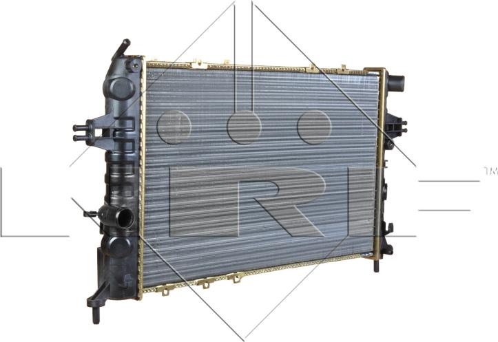 NRF 53898A - Radiateur, refroidissement du moteur cwaw.fr