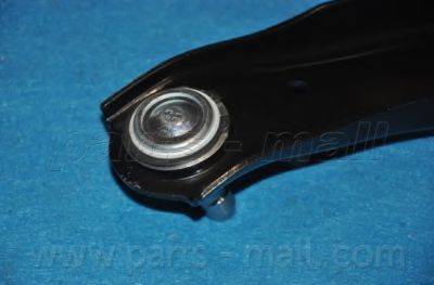 Parts-Mall CA-D028R - Bras de liaison, suspension de roue cwaw.fr