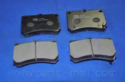 Parts-Mall PKH-007 - Kit de plaquettes de frein, frein à disque cwaw.fr