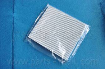 Parts-Mall PMA-043 - Filtre, air de l'habitacle cwaw.fr