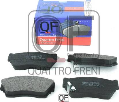 Quattro Freni QF58702 - Kit de plaquettes de frein, frein à disque cwaw.fr