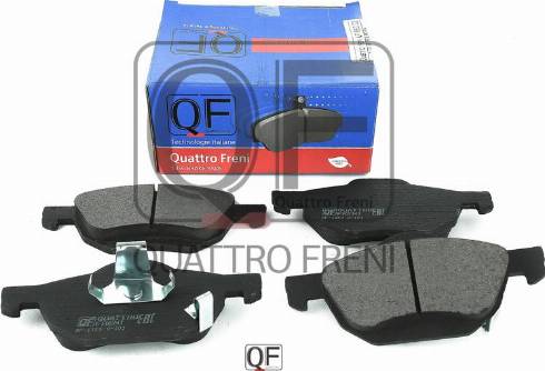 Quattro Freni QF68302 - Kit de plaquettes de frein, frein à disque cwaw.fr