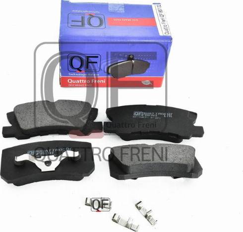 Quattro Freni QF86702 - Kit de plaquettes de frein, frein à disque cwaw.fr