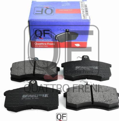 Quattro Freni QF22020175 - Kit de plaquettes de frein, frein à disque cwaw.fr