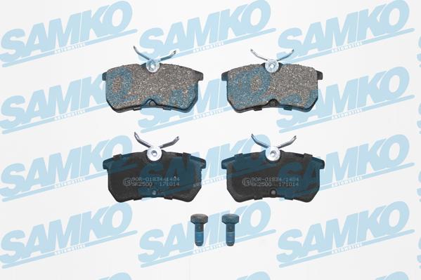 Samko 5SP697 - Kit de plaquettes de frein, frein à disque cwaw.fr