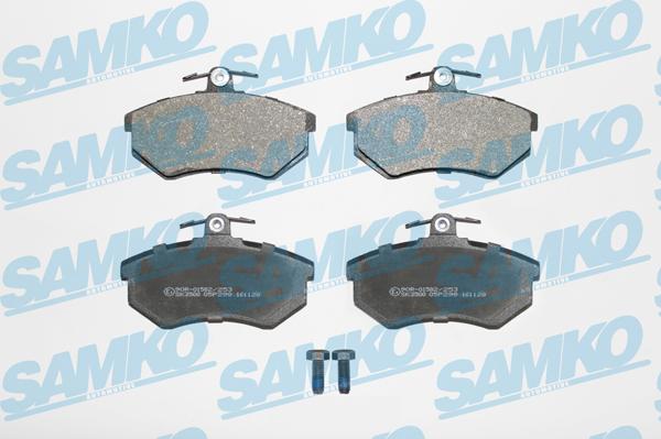 Samko 5SP299 - Kit de plaquettes de frein, frein à disque cwaw.fr