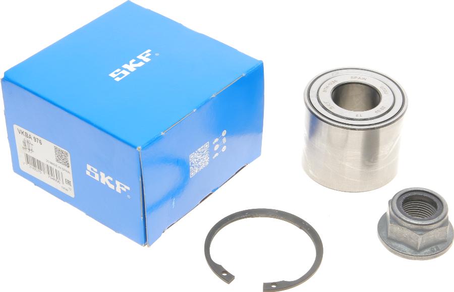 SKF VKBA 976 - Kit de roulements de roue cwaw.fr