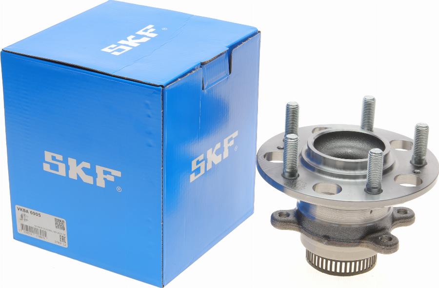 SKF VKBA 6905 - Kit de roulements de roue cwaw.fr