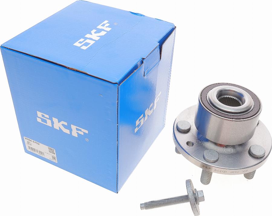 SKF VKBA 6752 - Kit de roulements de roue cwaw.fr