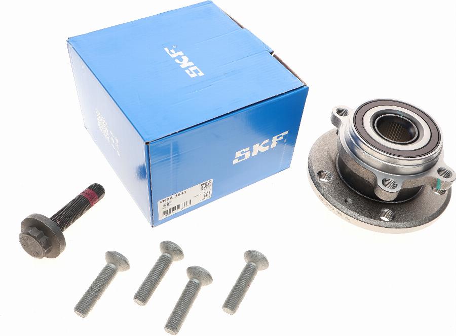 SKF VKBA 3643 - Kit de roulements de roue cwaw.fr