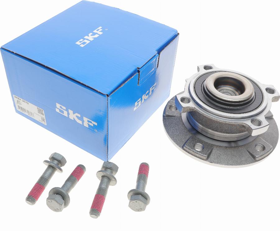 SKF VKBA 3670 - Kit de roulements de roue cwaw.fr