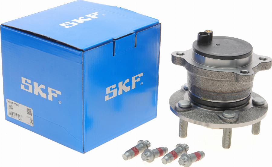 SKF VKBA 7058 - Kit de roulements de roue cwaw.fr