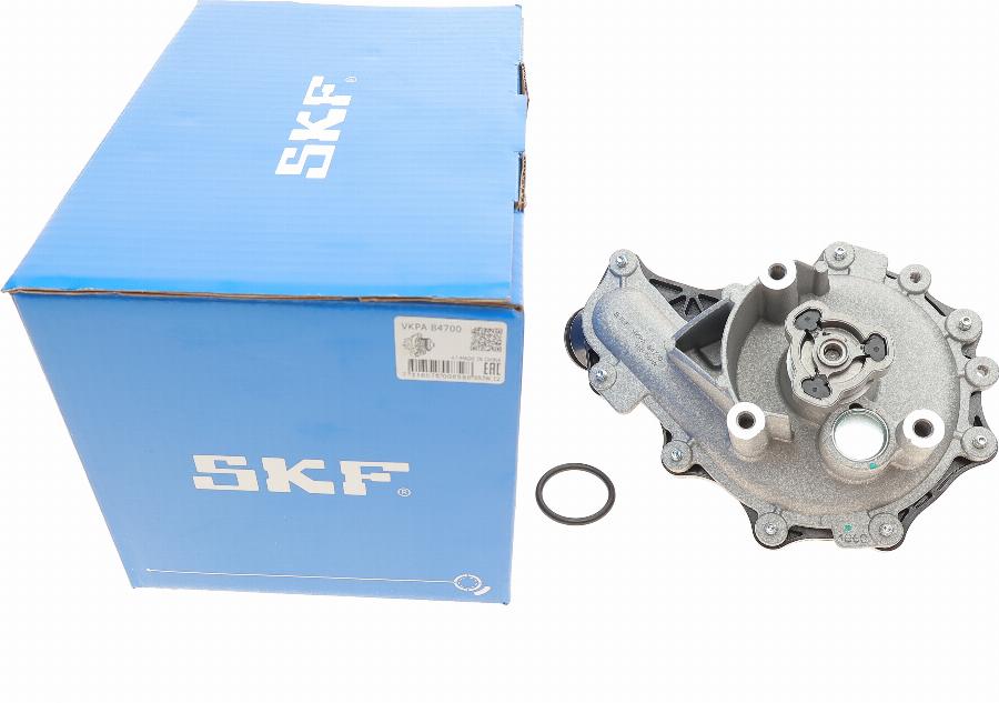 SKF VKPA 84700 - Pompe à eau cwaw.fr