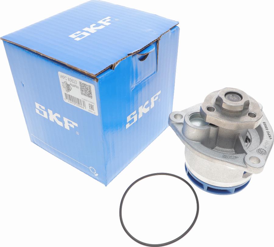 SKF VKPC 85623 - Pompe à eau cwaw.fr