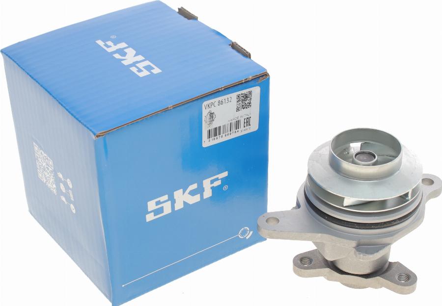 SKF VKPC 86132 - Pompe à eau cwaw.fr