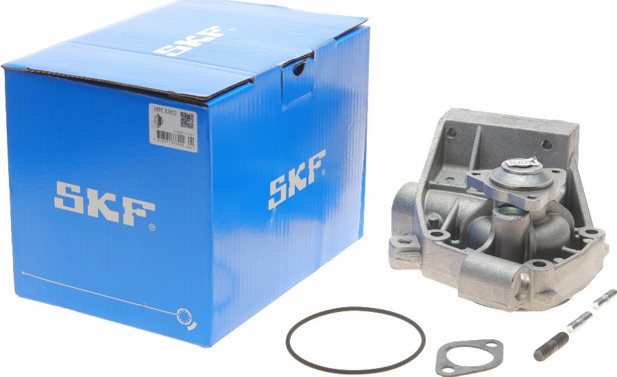 SKF VKPC 82652 - Pompe à eau cwaw.fr