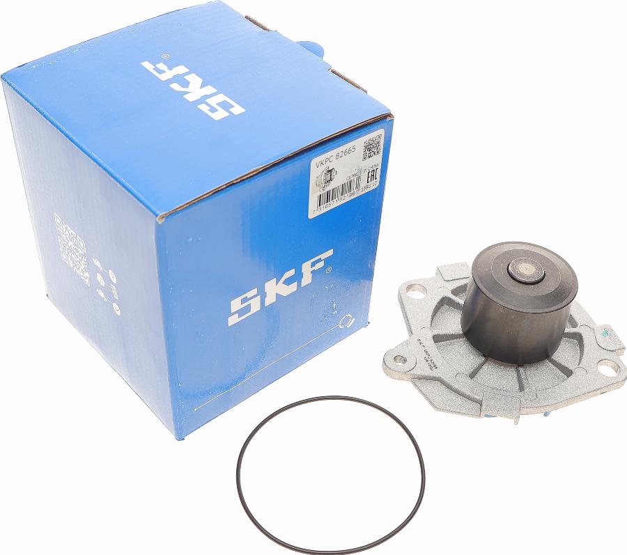 SKF VKPC82665 - Pompe à eau cwaw.fr