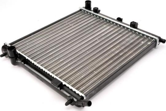 Thermotec D7P020TT - Radiateur, refroidissement du moteur cwaw.fr