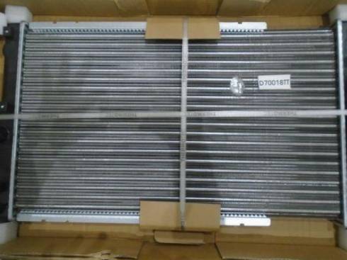 Thermotec SALE-D70018TT - Radiateur, refroidissement du moteur cwaw.fr