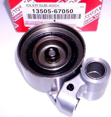 TOYOTA 13505-67050 - Poulie-tendeur, courroie de distribution cwaw.fr