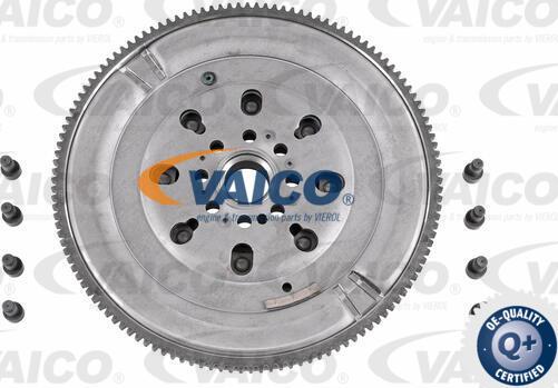 VAICO V46-1268 - Volant moteur cwaw.fr