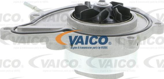 VAICO V10-50090 - Pompe à eau cwaw.fr