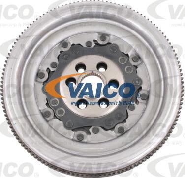 VAICO V10-6706 - Volant moteur cwaw.fr