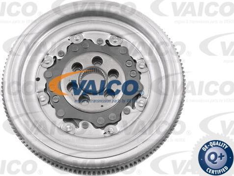 VAICO V10-6720 - Volant moteur cwaw.fr