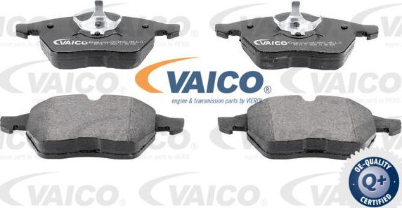 VAICO V10-8131 - Kit de plaquettes de frein, frein à disque cwaw.fr