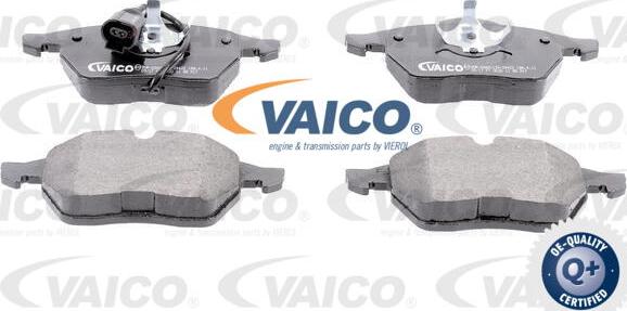 VAICO V10-8132 - Kit de plaquettes de frein, frein à disque cwaw.fr