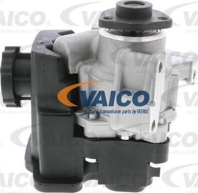 VAICO V30-1841 - Pompe hydraulique, direction cwaw.fr