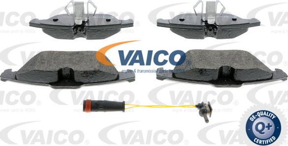 VAICO V30-8205 - Kit de plaquettes de frein, frein à disque cwaw.fr