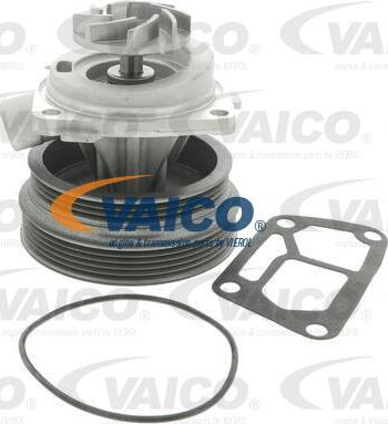 VAICO V24-50007 - Pompe à eau cwaw.fr