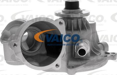 VAICO V20-50046 - Pompe à eau cwaw.fr