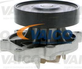 VAICO V20-50057 - Pompe à eau cwaw.fr