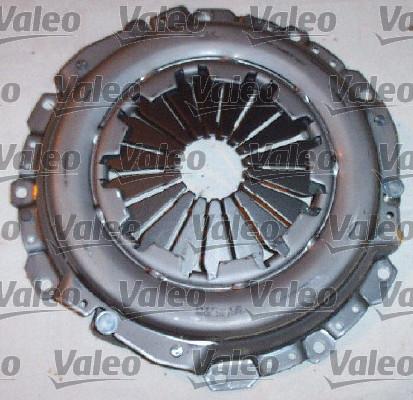 Valeo 801517 - Kit d'embrayage cwaw.fr