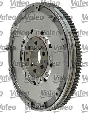 Valeo 836104 - Kit d'embrayage cwaw.fr