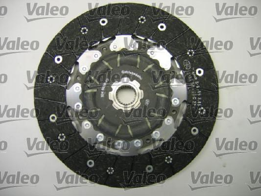 Valeo 826682 - Kit d'embrayage cwaw.fr