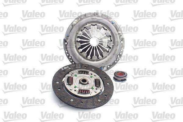 Valeo 826231 - Kit d'embrayage cwaw.fr