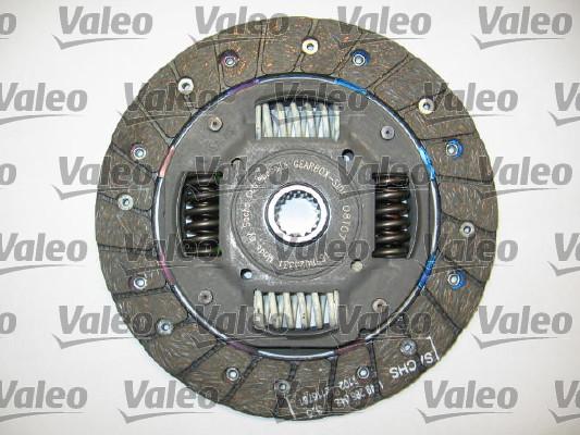 Valeo 826784 - Kit d'embrayage cwaw.fr