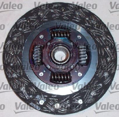 Valeo 821052 - Kit d'embrayage cwaw.fr