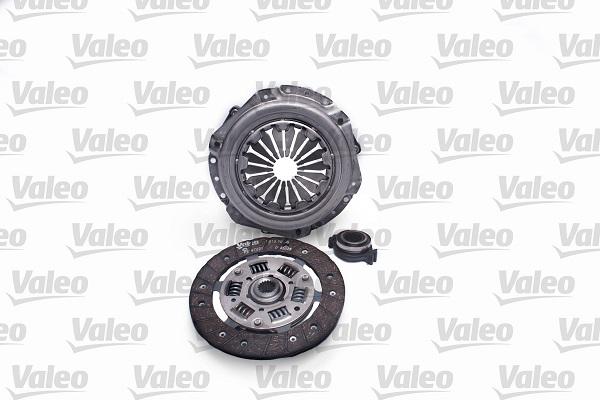 Valeo 821340 - Kit d'embrayage cwaw.fr