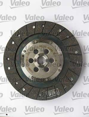 Valeo 828033 - Kit d'embrayage cwaw.fr