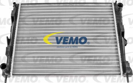 Vemo V46-60-0032 - Radiateur, refroidissement du moteur cwaw.fr