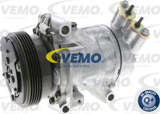 Vemo V46-15-0012 - Compresseur, climatisation cwaw.fr